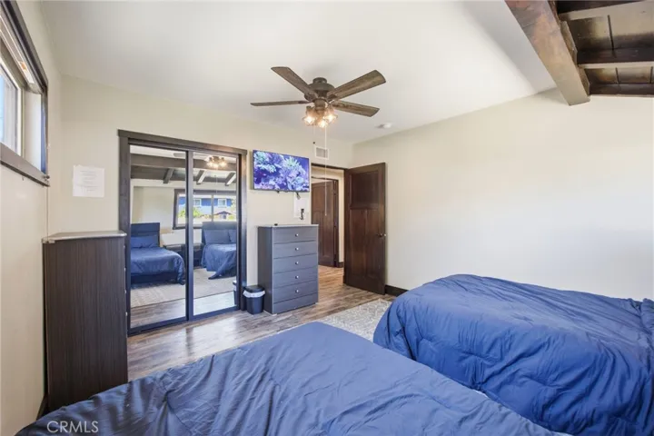 5237 Topanga Canyon, Woodland Hills, California 91364