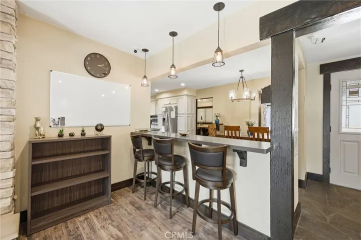 5237 Topanga Canyon, Woodland Hills, California 91364