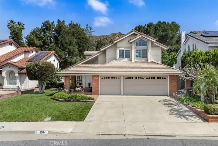 If family and education are your priorities, then this home is for you! Located in the highly rated Walnut Valley Unified School District. Award-winning National Blue Ribbon schools are Walnut High, Suzanne Jr High and Collegewood Elementary. Walking distance to Mt San Antonio College and nearby Cal Poly Pomona.