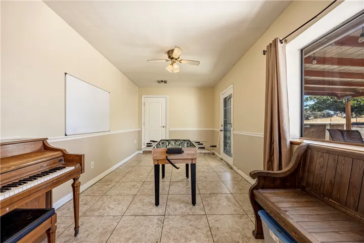 17918 Catalpa Street, Hesperia, California 92345