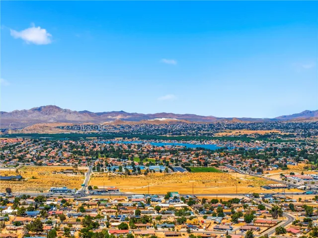17918 Catalpa Street, Hesperia, California 92345