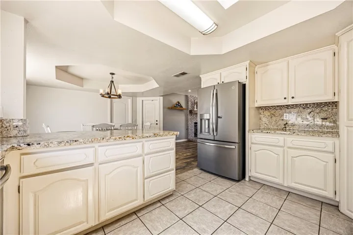17918 Catalpa Street, Hesperia, California 92345