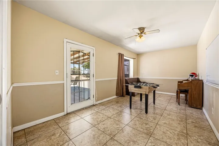 17918 Catalpa Street, Hesperia, California 92345