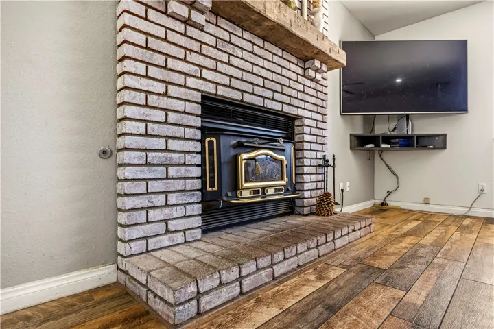 17918 Catalpa Street, Hesperia, California 92345