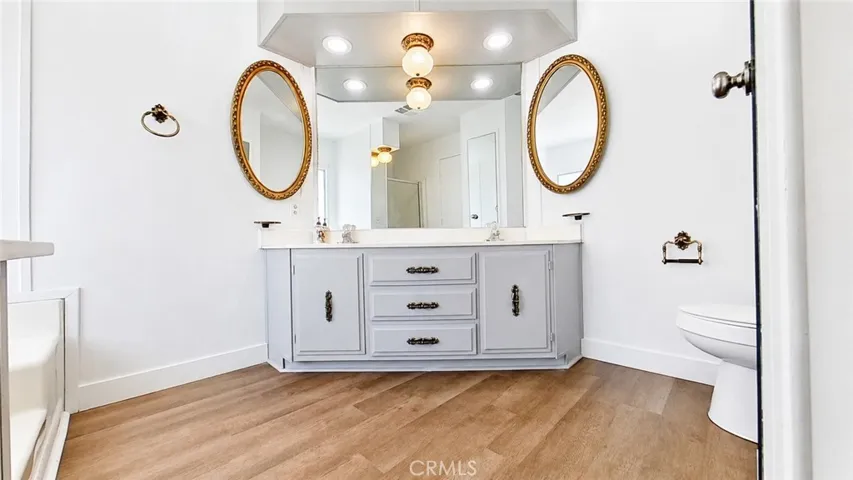 Main bathroom