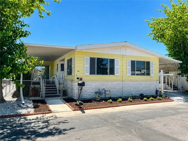 Front of home-left view