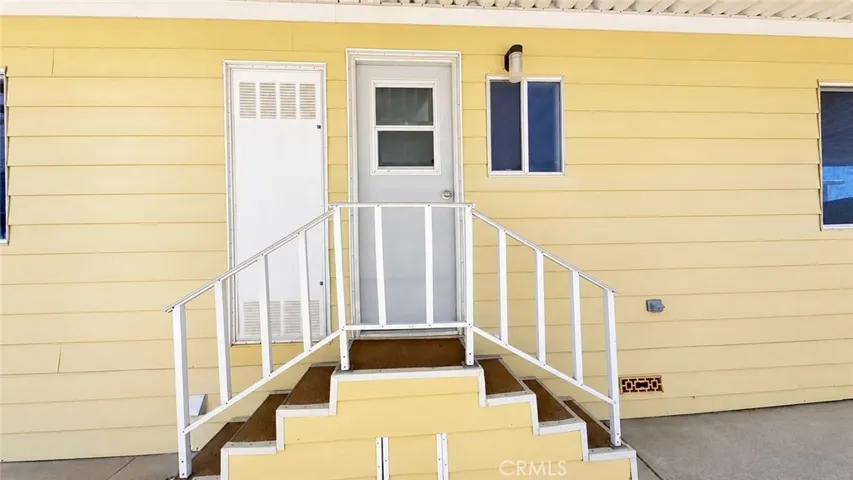 Side/carport entrance
