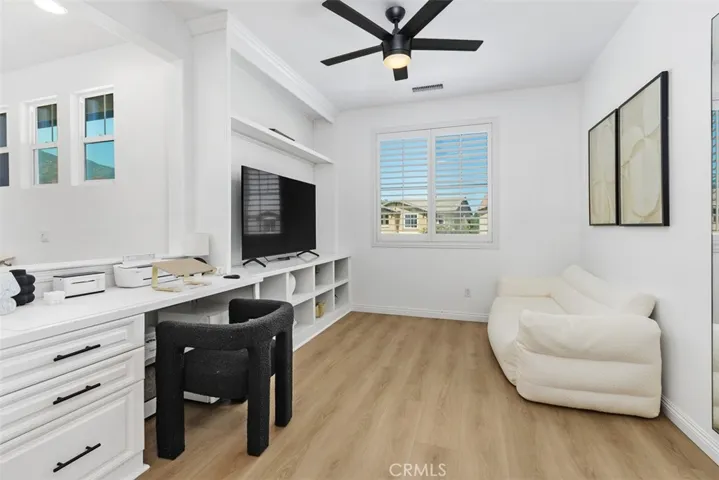 Den/Loft Area