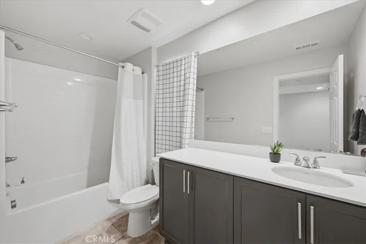 Upstairs Bathroom