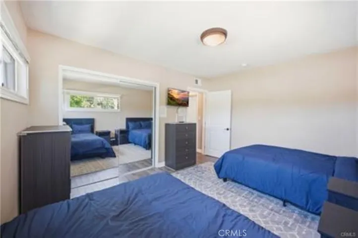 5237 Topanga Canyon, Woodland Hills, California 91364