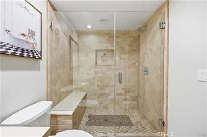 5237 Topanga Canyon, Woodland Hills, California 91364