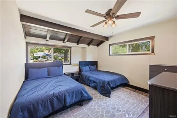 5237 Topanga Canyon, Woodland Hills, California 91364
