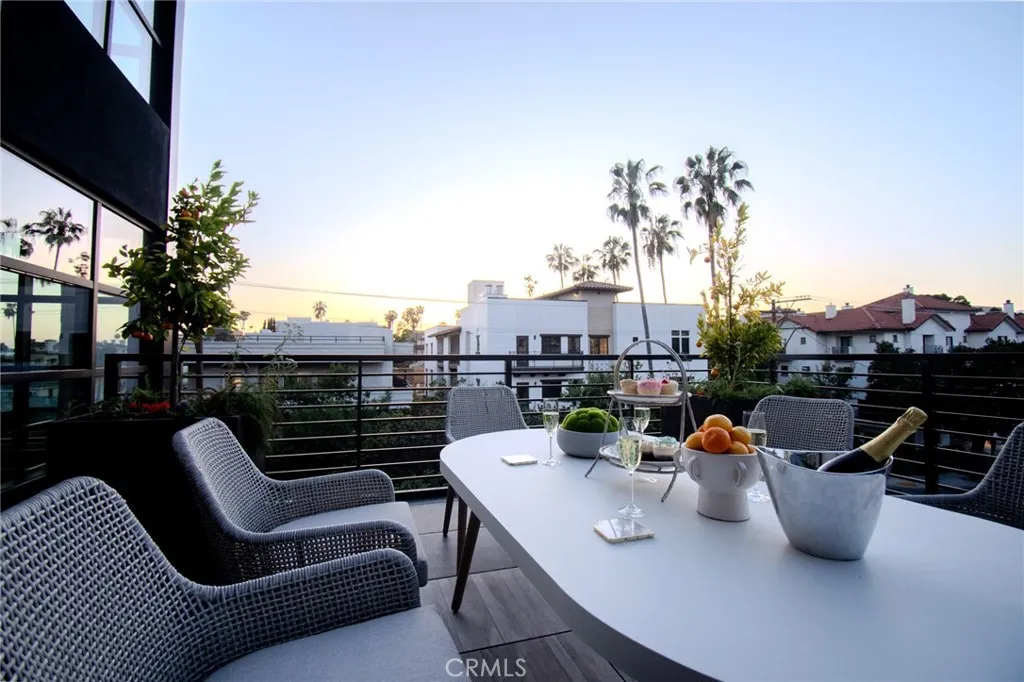 150 S Oak Knoll 202, Pasadena, California 91101 — photo 5