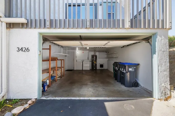 Direct Access Extra Wide 1 Car Garage