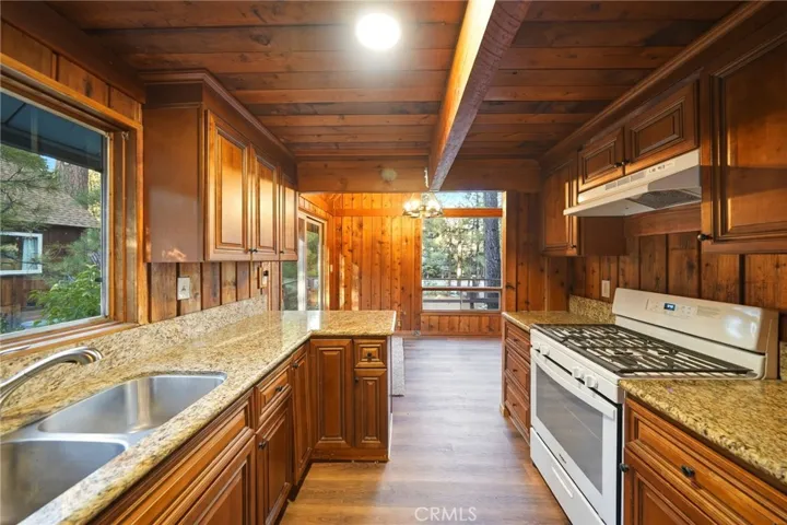 1109 Myrtle, Big Bear City, California 92314