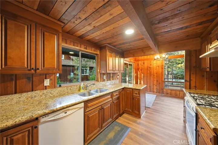 1109 Myrtle, Big Bear City, California 92314