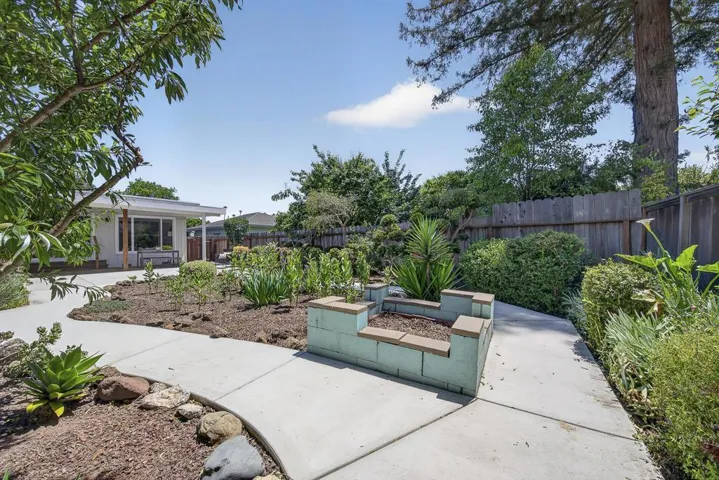 356 Chilverton Street, Santa Cruz, California 95062