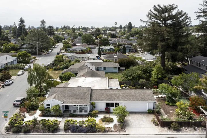 356 Chilverton Street, Santa Cruz, California 95062