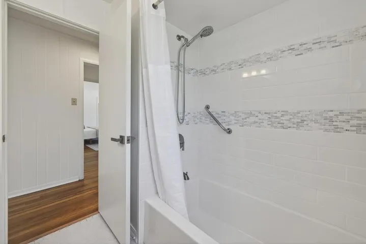 356 Chilverton Street, Santa Cruz, California 95062
