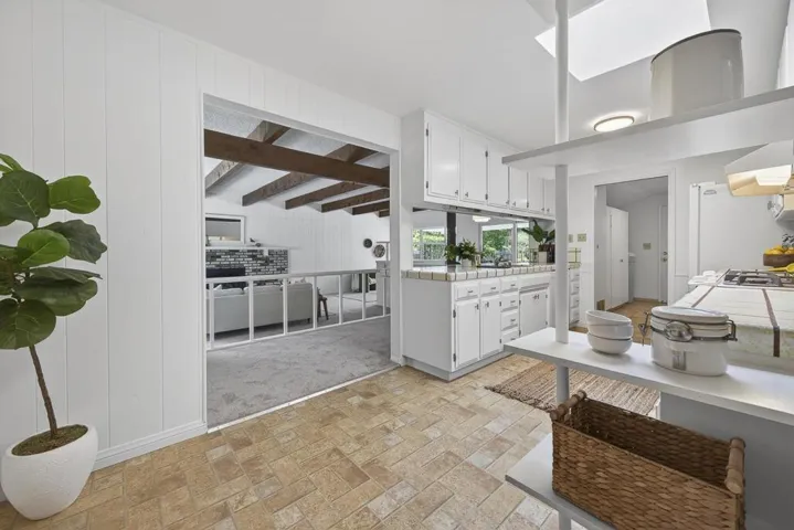 356 Chilverton Street, Santa Cruz, California 95062