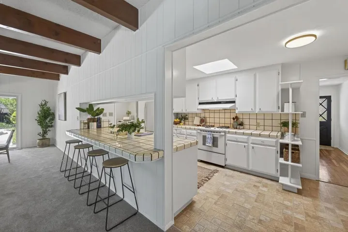 356 Chilverton Street, Santa Cruz, California 95062