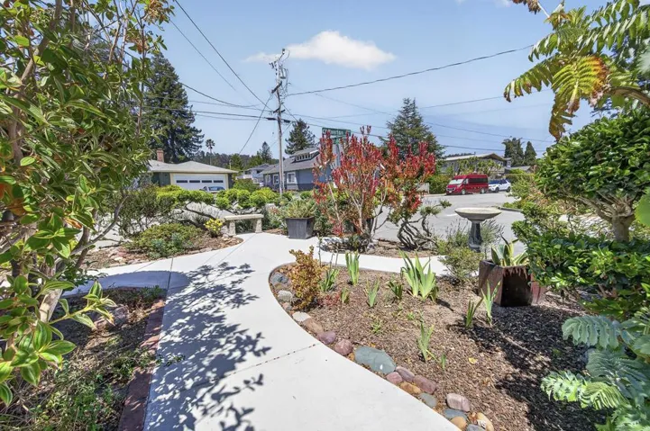 356 Chilverton Street, Santa Cruz, California 95062