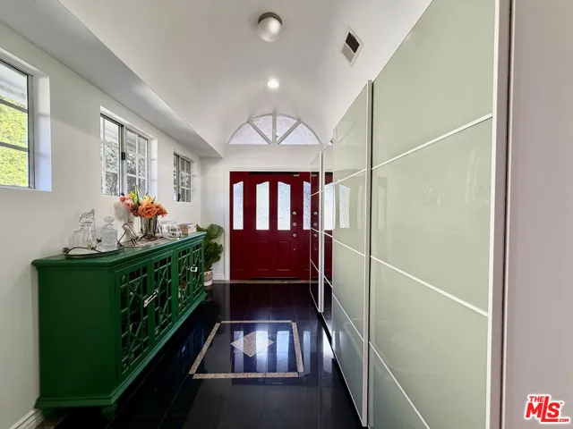 7764 Fountain Avenue, West Hollywood, California 90046
