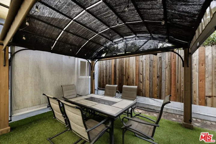7764 Fountain Avenue, West Hollywood, California 90046