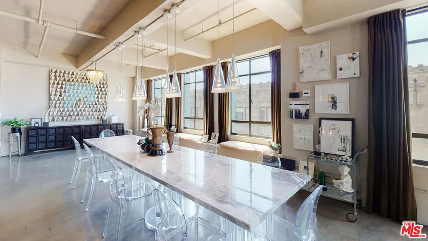 849 S Broadway 708, Los Angeles, California 90014