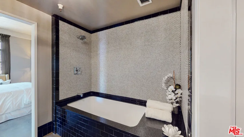849 S Broadway 708, Los Angeles, California 90014