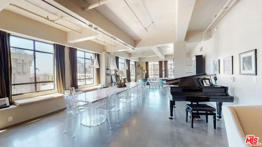 849 S Broadway 708, Los Angeles, California 90014