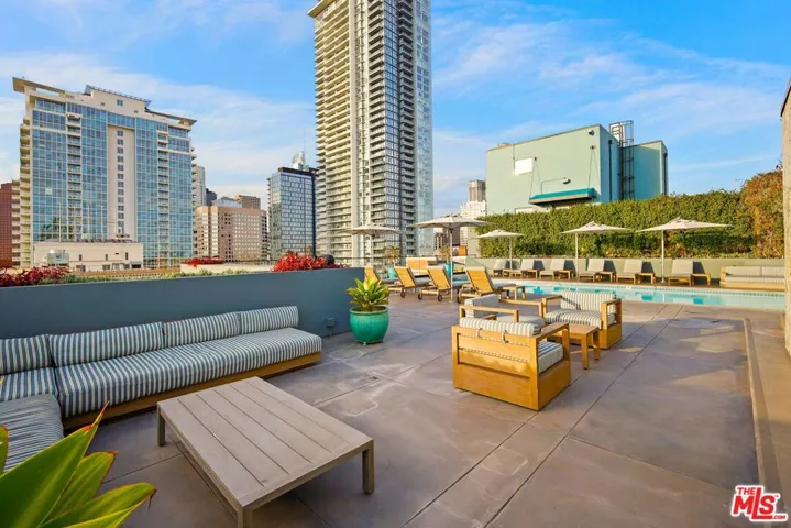 849 S Broadway 708, Los Angeles, California 90014