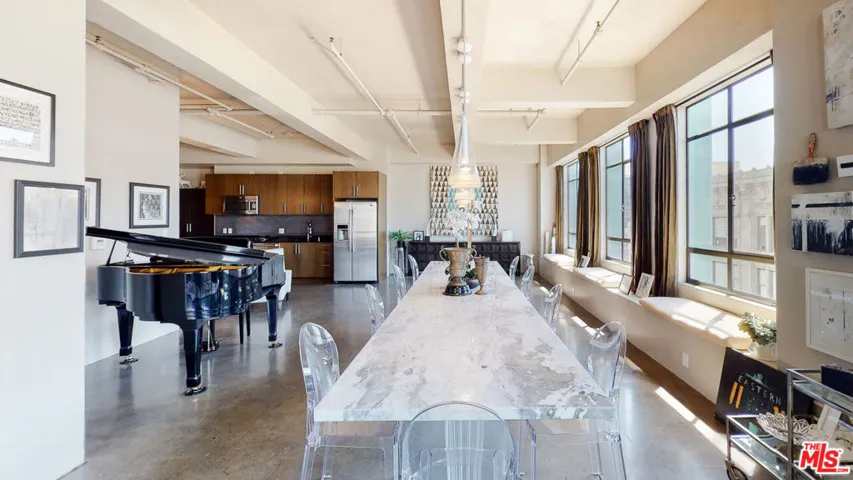 849 S Broadway 708, Los Angeles, California 90014