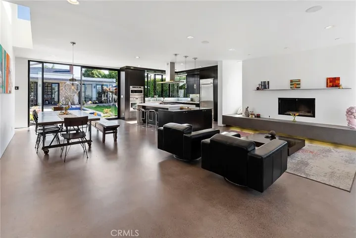 208 Paseo De Granada, Redondo Beach, California 90277