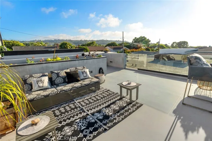208 Paseo De Granada, Redondo Beach, California 90277