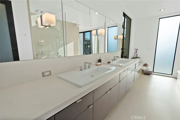 208 Paseo De Granada, Redondo Beach, California 90277