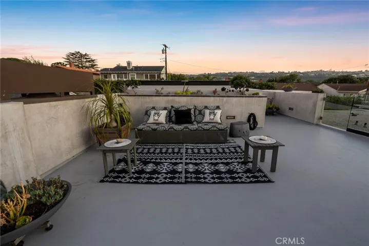 208 Paseo De Granada, Redondo Beach, California 90277