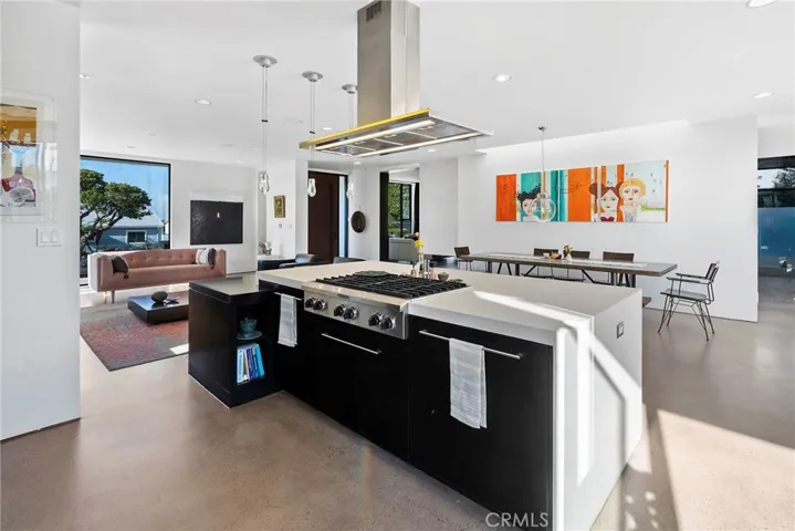208 Paseo De Granada, Redondo Beach, California 90277
