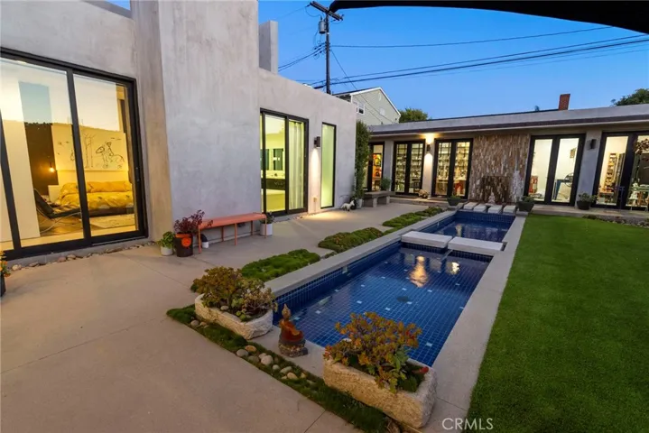 208 Paseo De Granada, Redondo Beach, California 90277