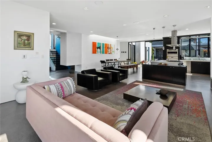 208 Paseo De Granada, Redondo Beach, California 90277