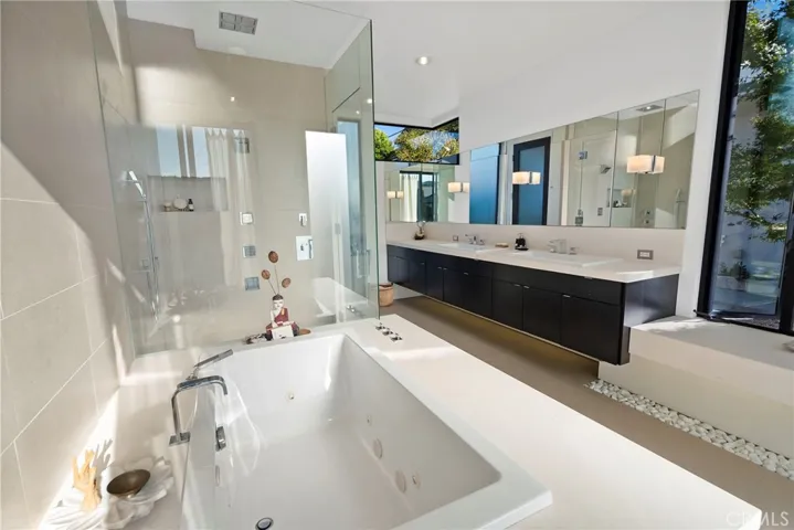 208 Paseo De Granada, Redondo Beach, California 90277