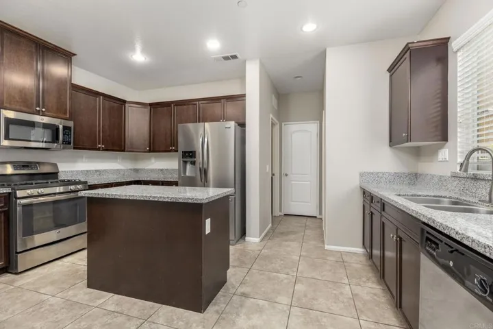 37337 Paseo Violeta, Murrieta, California 92563