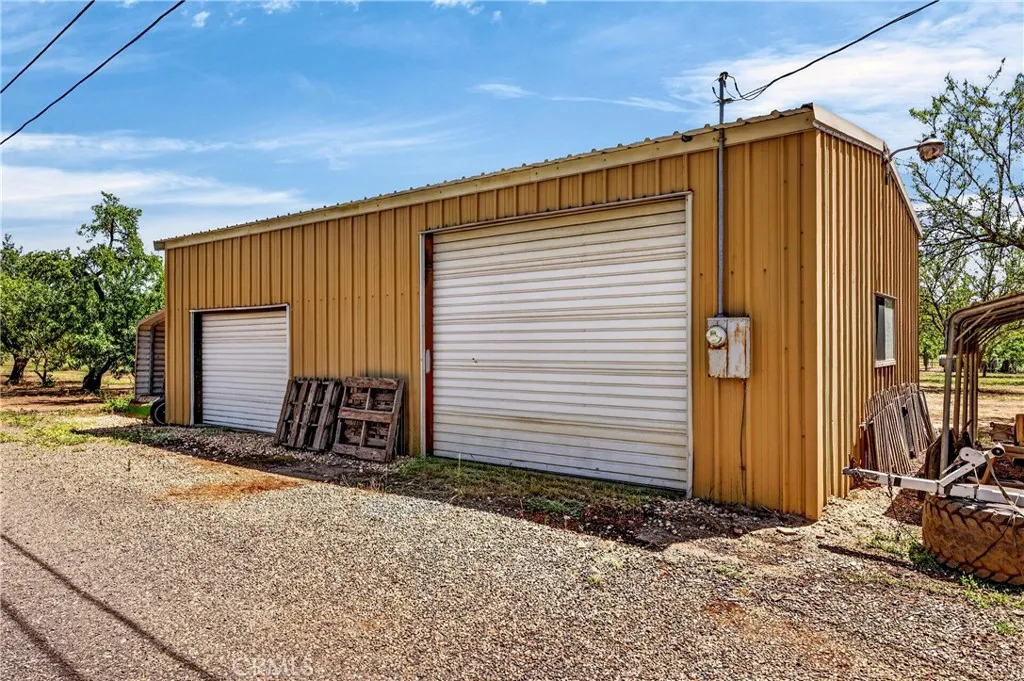 40 X 24 Shop-access from Warnock Lane