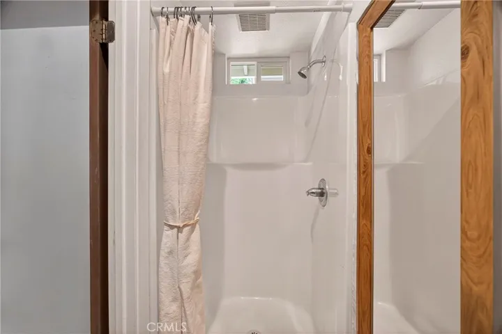 1/2 Bath