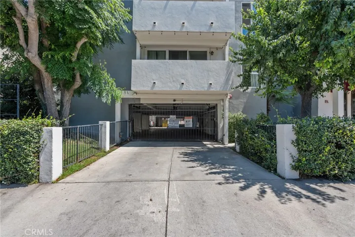 5454 Zelzah Avenue 309, Encino, California 91316