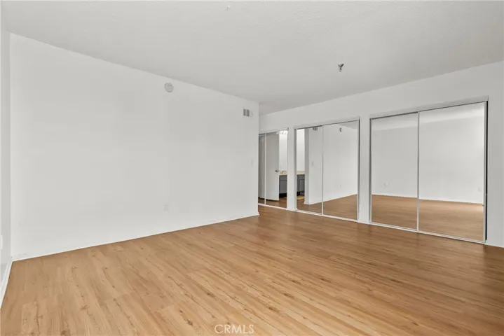 5454 Zelzah Avenue 309, Encino, California 91316