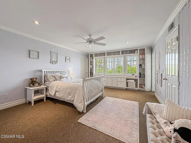 hBedroom1 Ensuite2