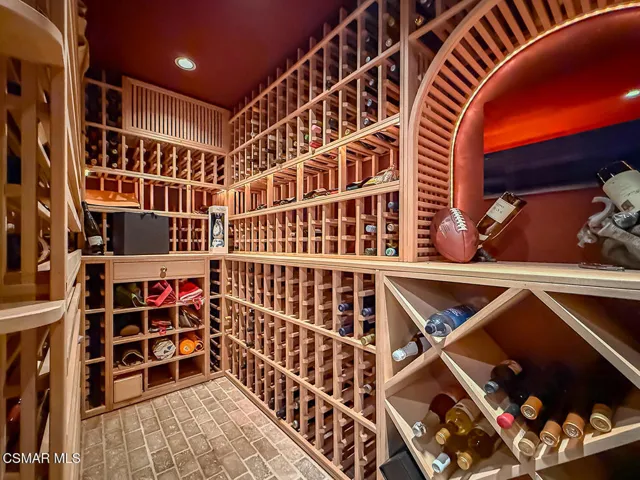 lBonus and Wine Cellar6