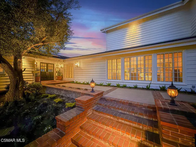 aDusk Exteriors-19