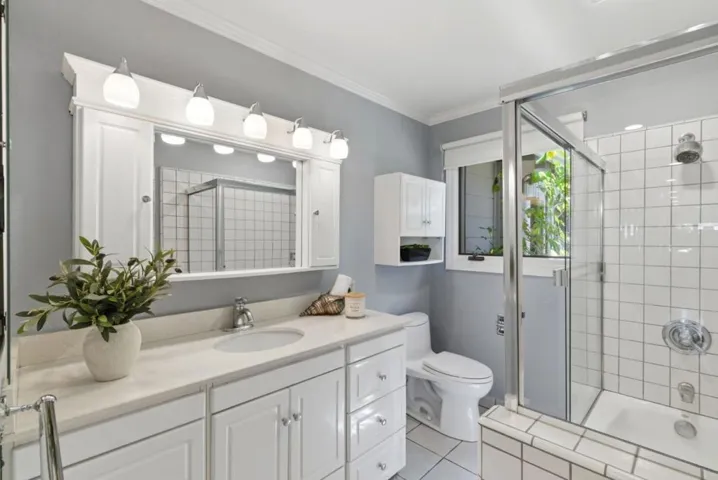 17311 Zena Avenue, Monte Sereno, California 95030